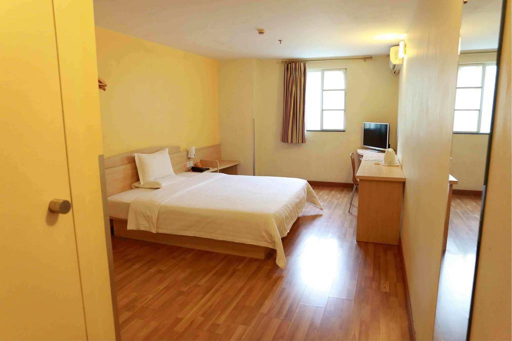 7Days Inn Foshan Nanhai Huangqi Jiazhou Plaza Zimmer foto